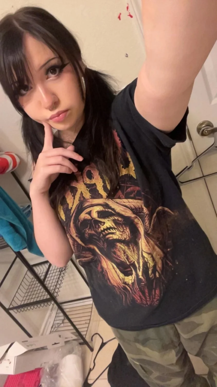 Maddie 18 image 11