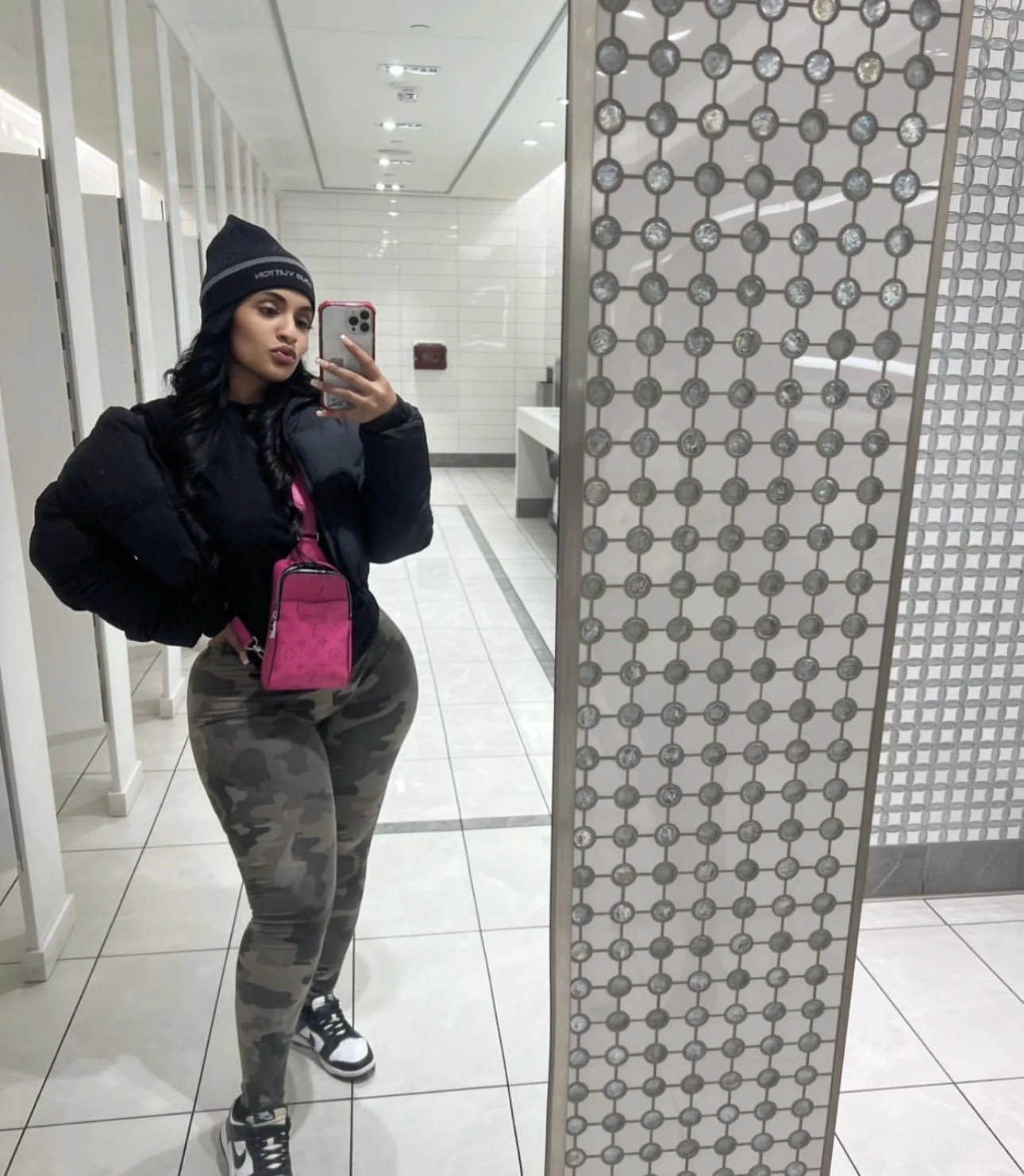 Drop: 1658 Thicc Ass Thot😍 image 16