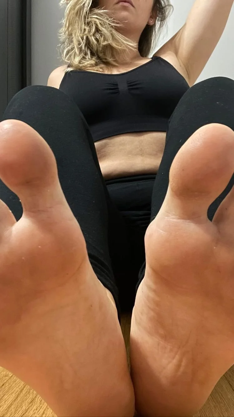 Drink her pregnant piss? or cum on her soft soles? Can't decide. image 25