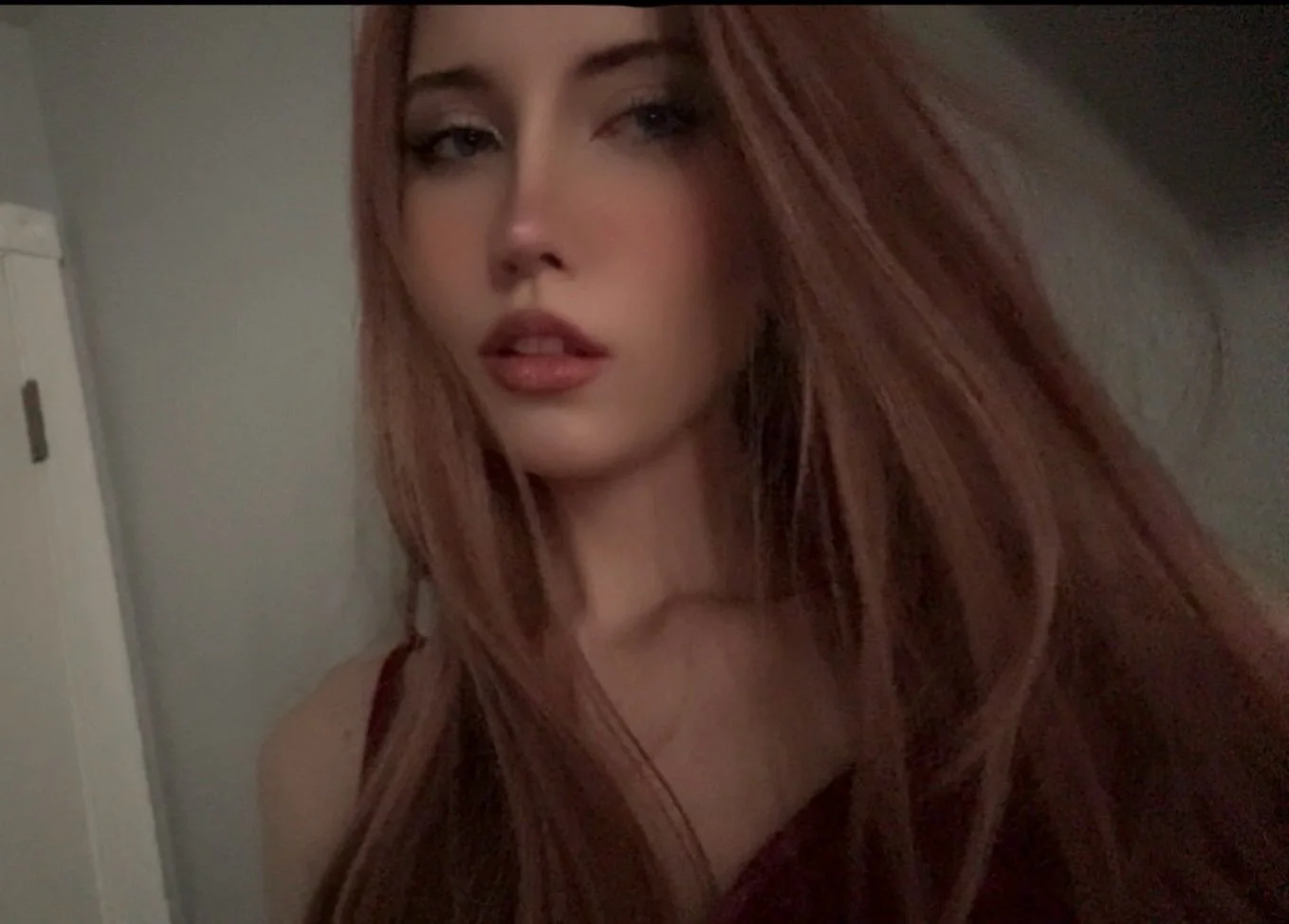 Young Discord Slut image 4