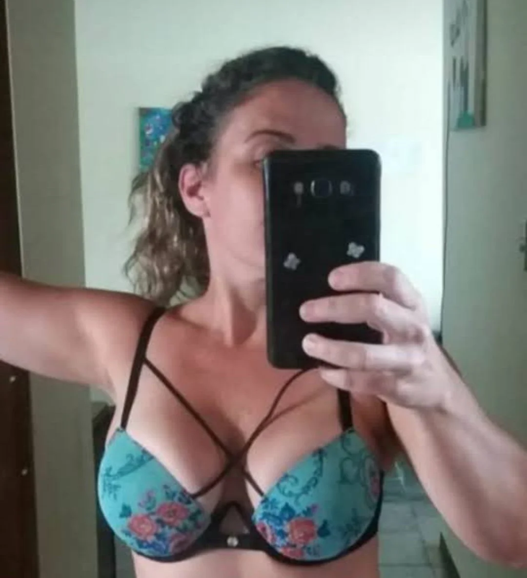 Yara , a mamãe solteira mais gostosa que vc vai ver hj image 3