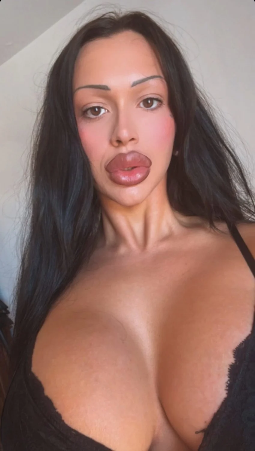Bombshell DSL Bimbo image 14