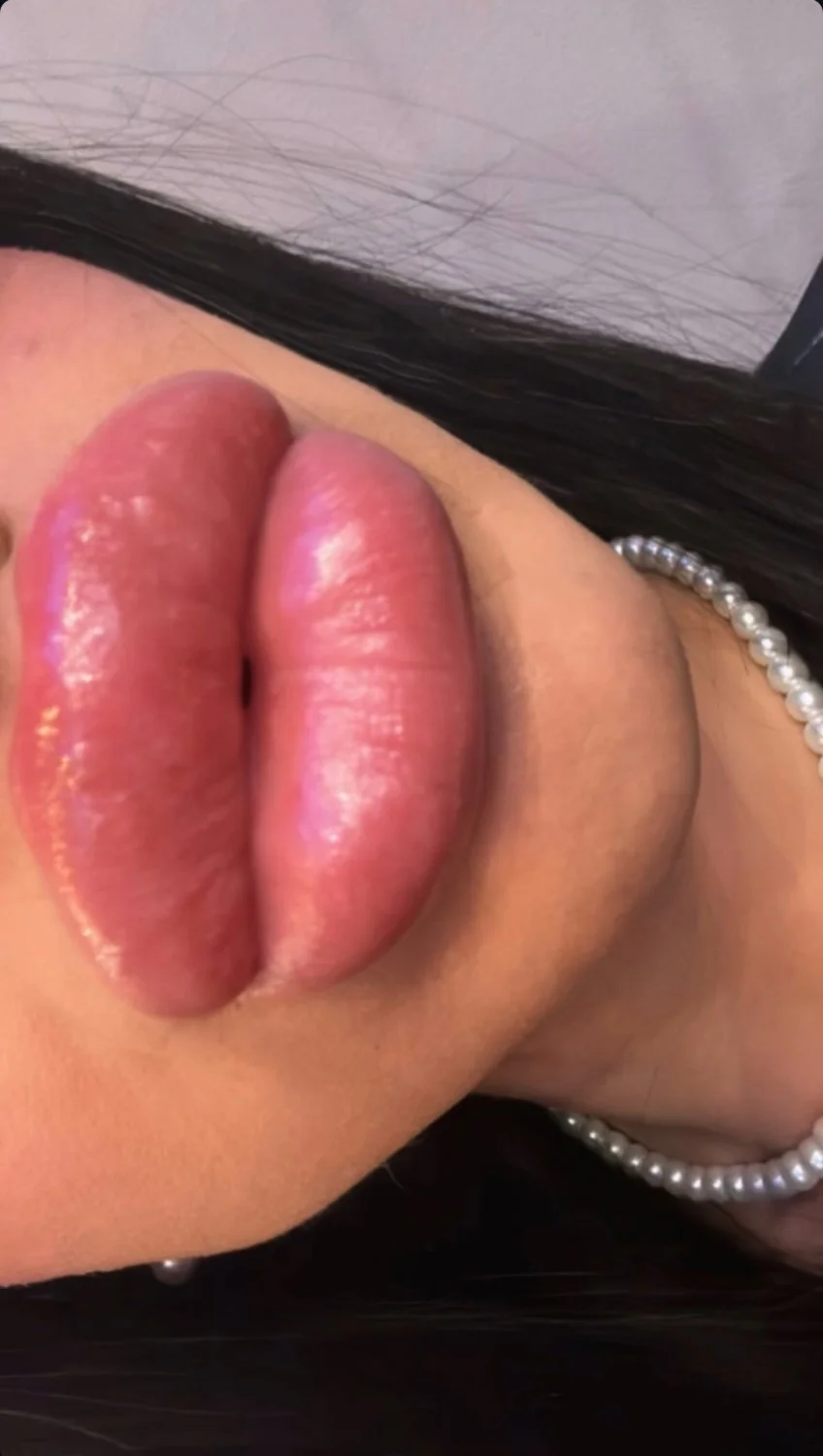 Bombshell DSL Bimbo image 16