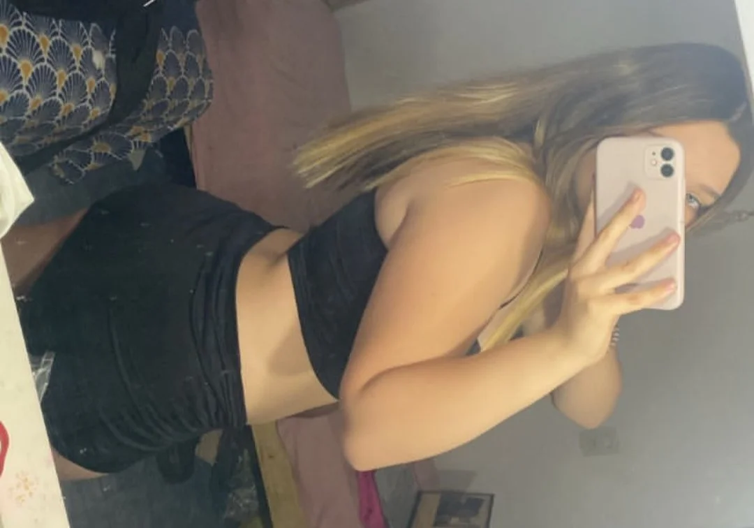 Romi trolita divina image 2