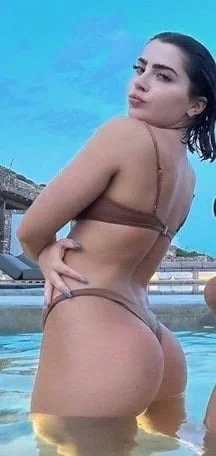 Jade Picon image 2