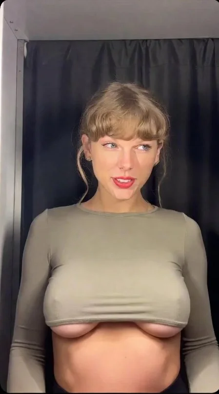 T(ai)ylor - AI photo - #5 image 38