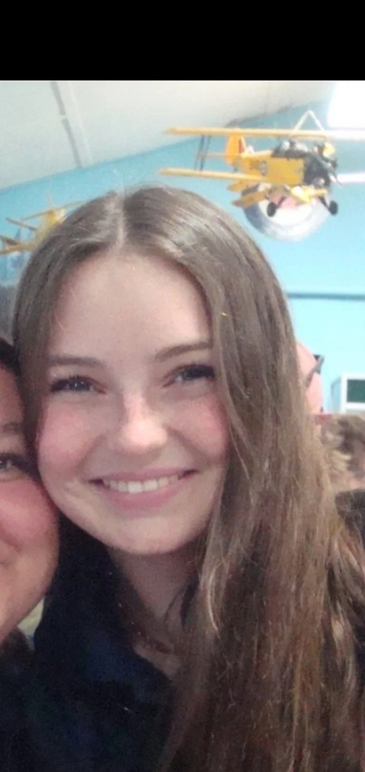 cute teen needs tribs main image