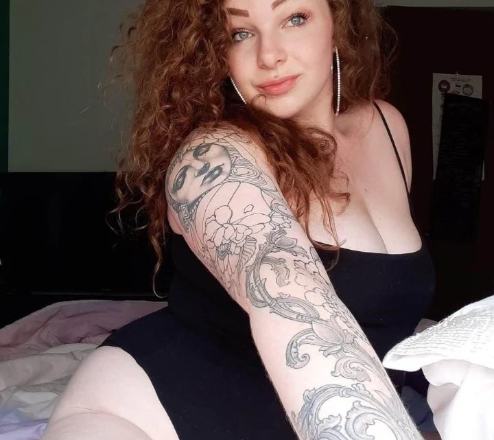Jessica 26 exposed if you wanna expose your girl or get used or degraded message my kik image 5