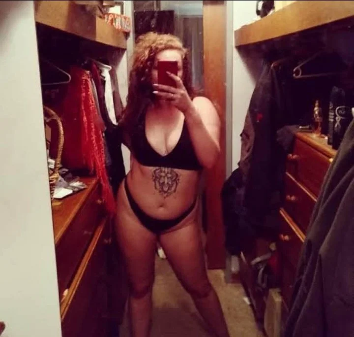 Jessica 26 exposed if you wanna expose your girl or get used or degraded message my kik image 8