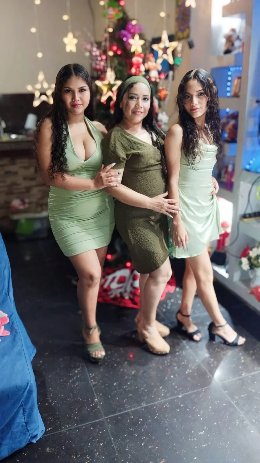 Guayaquileña infiel Melanye Riscos xxx image 12