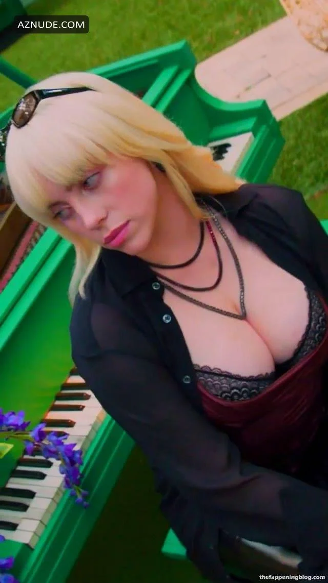 She had big tits like Billie Eilish💓🔥🔥🥵🥵💦💦 image 16