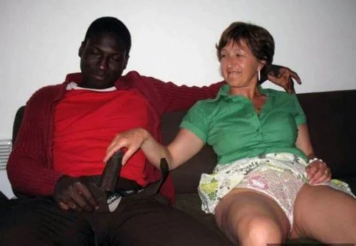 Susanne - UK Mature Hot Gilf. (p2) image 9