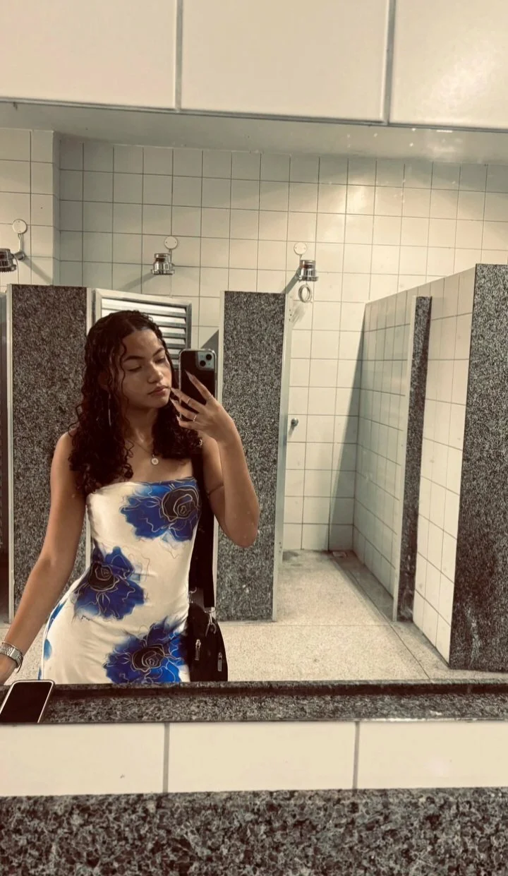 Novinha marmitinha vazada image 3