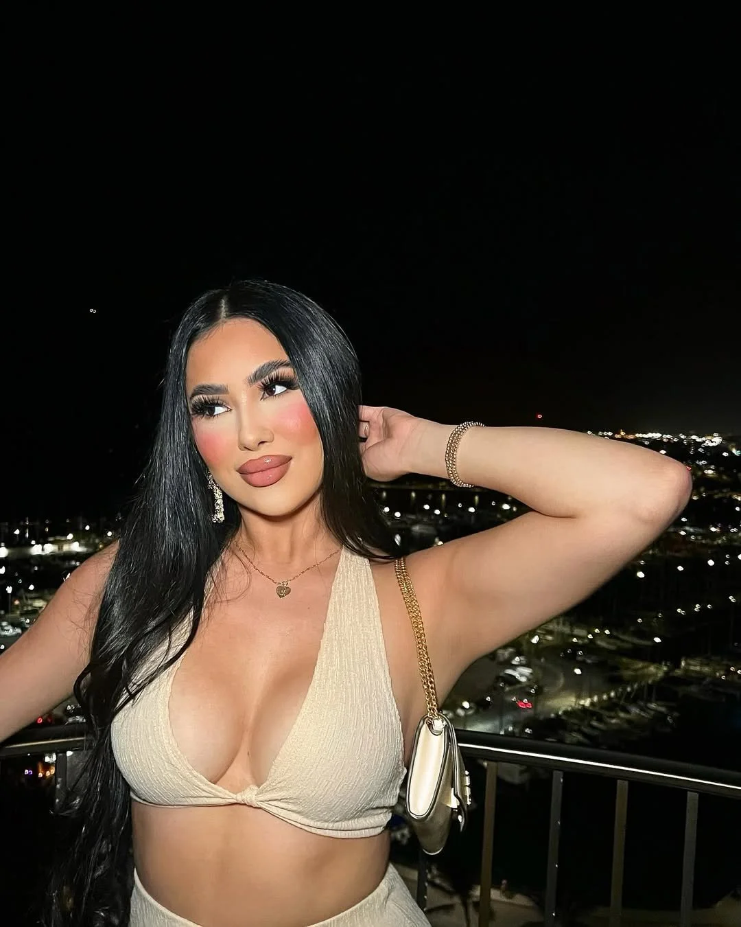 goon to latina tits 2 image 49