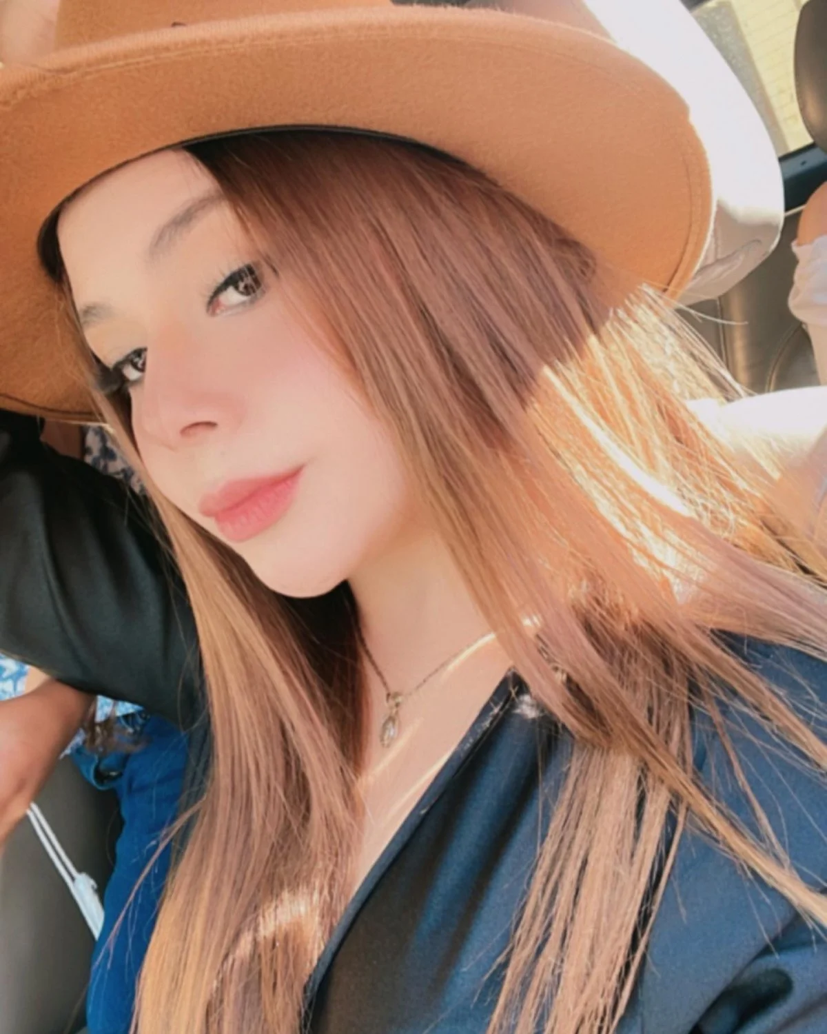 Girl puta hermosa y ricas piernas de gym sexy y zorrita Part2 image 39