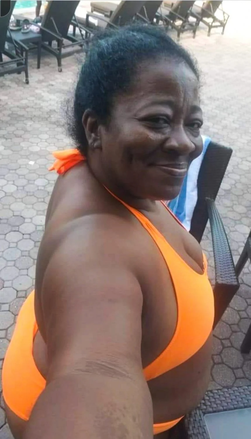 Love a thick fine grandma 55 y/o Latonja got no teeth nd ik she would put it on a nigga image 14