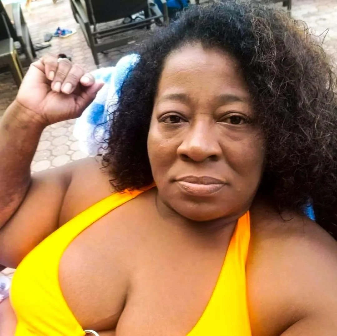 Love a thick fine grandma 55 y/o Latonja got no teeth nd ik she would put it on a nigga image 16