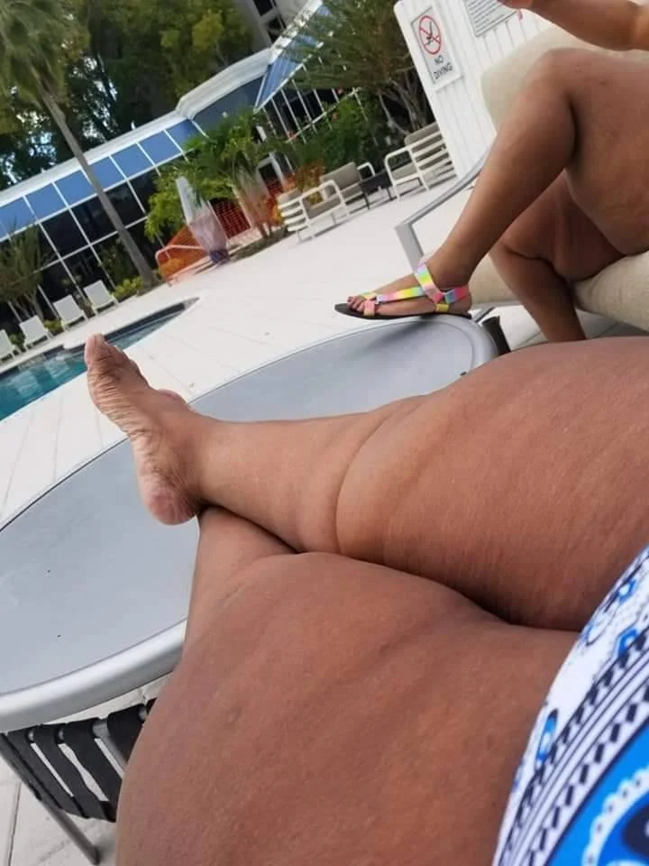 Love a thick fine grandma 55 y/o Latonja got no teeth nd ik she would put it on a nigga image 30