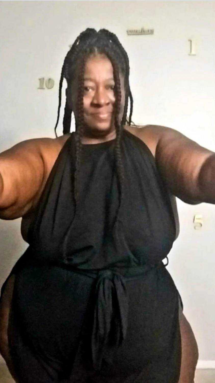 Love a thick fine grandma 55 y/o Latonja got no teeth nd ik she would put it on a nigga image 31