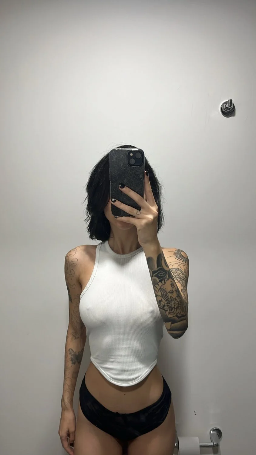 Sexy skinny Colombian p.1 image 14