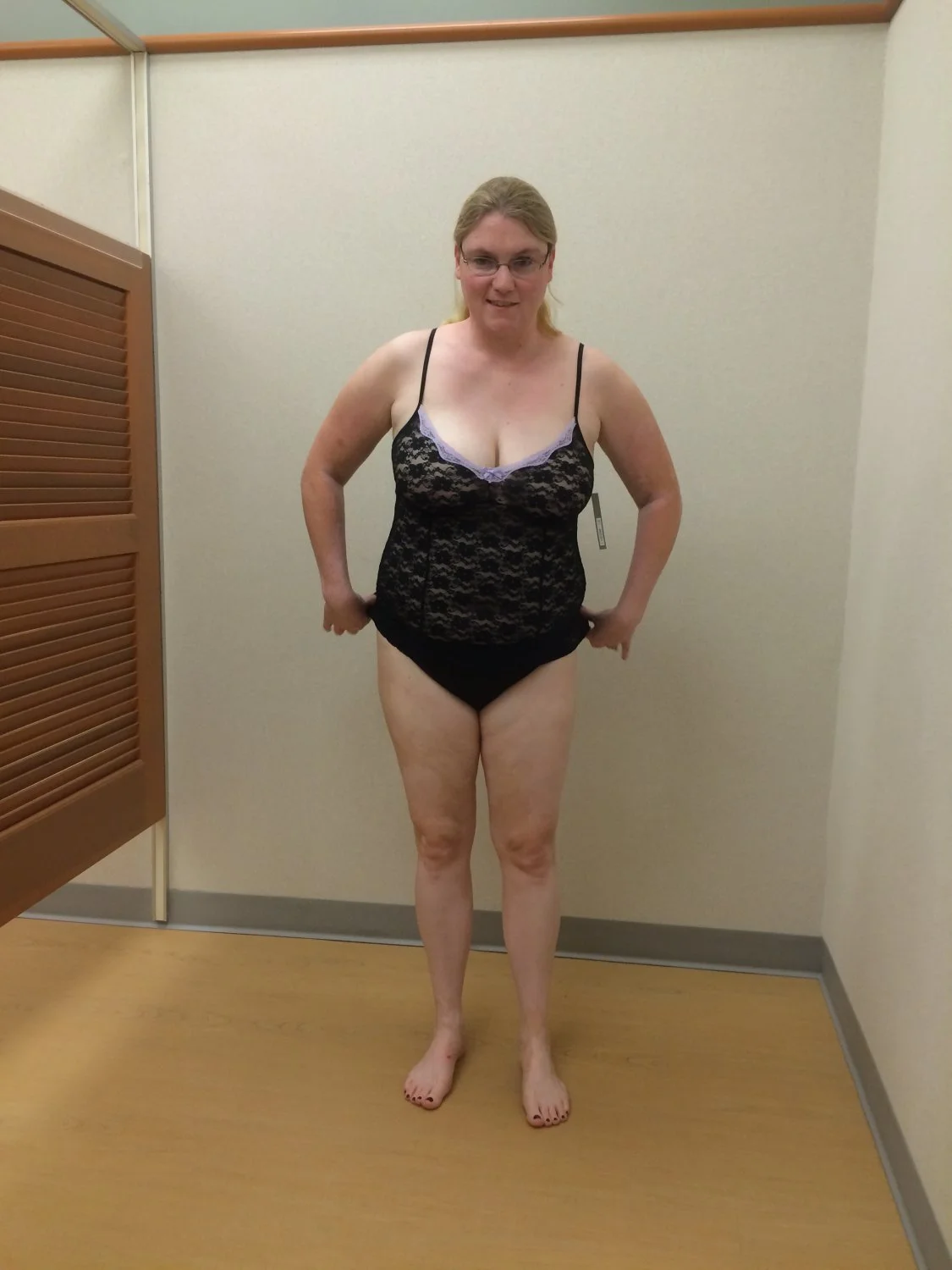 Slutty J image 4