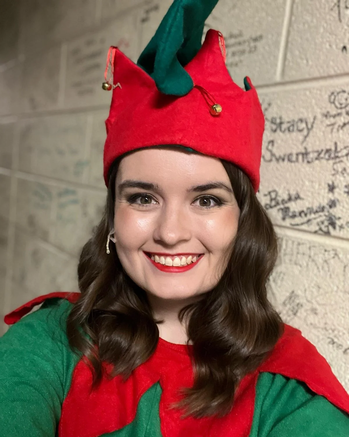 Music Teacher Tiktok Influencer chubby brunette image 15