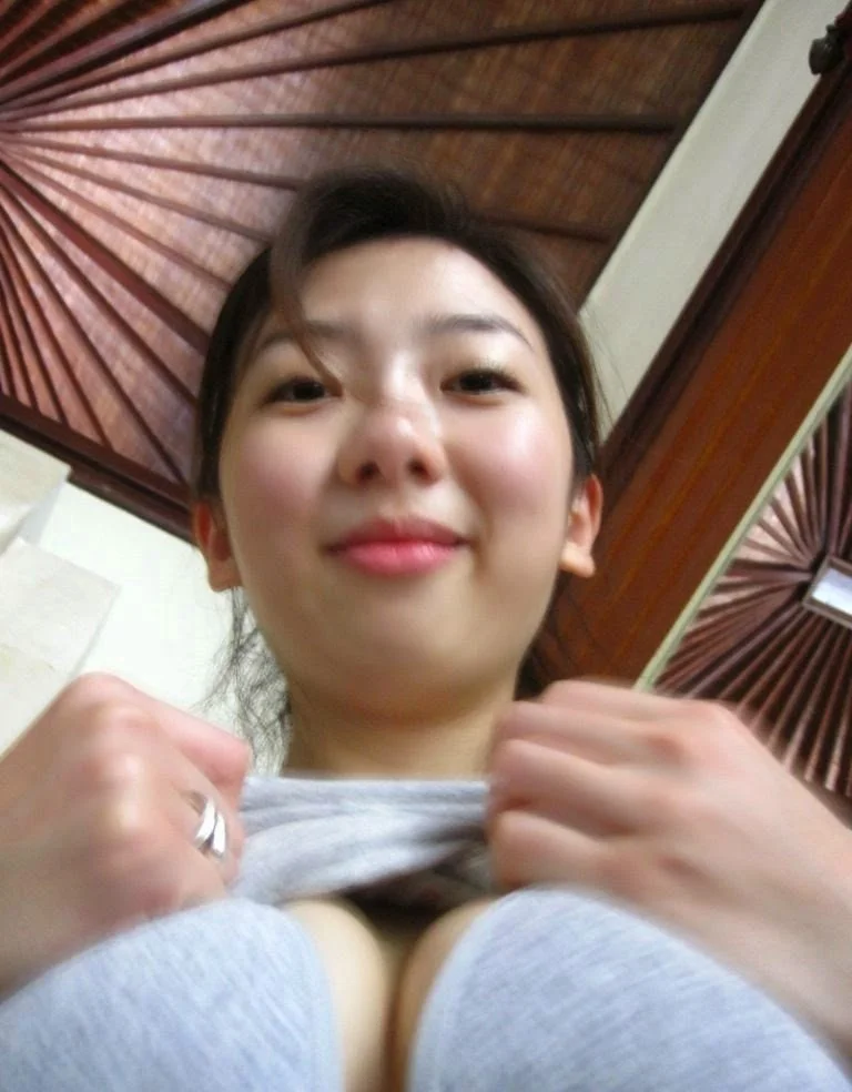 Chinese Cathay Pacific Flight Attendant sex scandal image 25