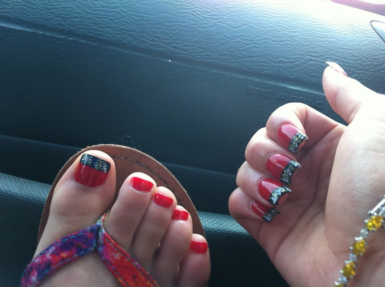 Woman’s feet image 10