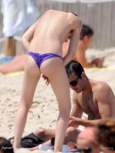 Úrsula Corberó Nude Tits on the Beach cover image
