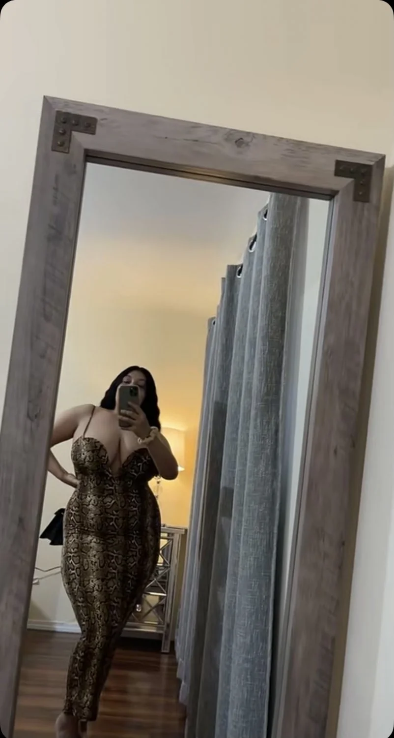 Sexy Thick Latina Goddessbella image 2