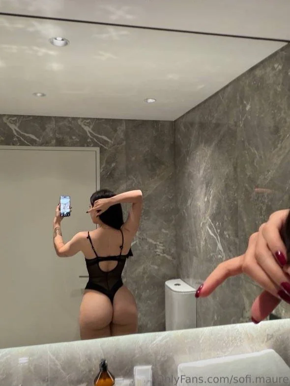 Borrame esta sofi maure gorda trola image 5