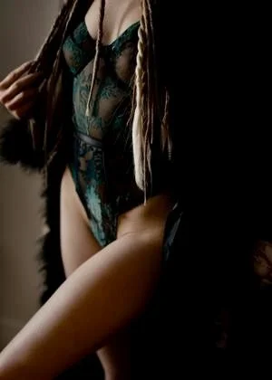 Something is different in the UTAH water boudoir image 26