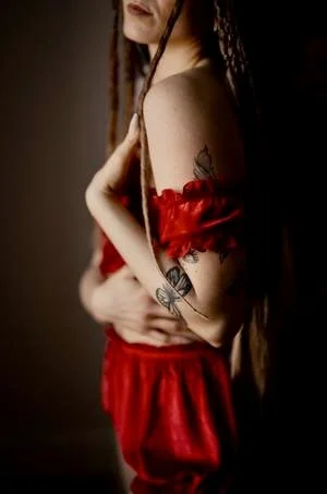 Something is different in the UTAH water boudoir image 28