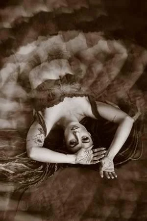 Something is different in the UTAH water boudoir image 4