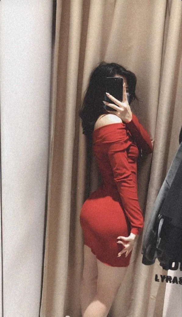 ⠀ image 1