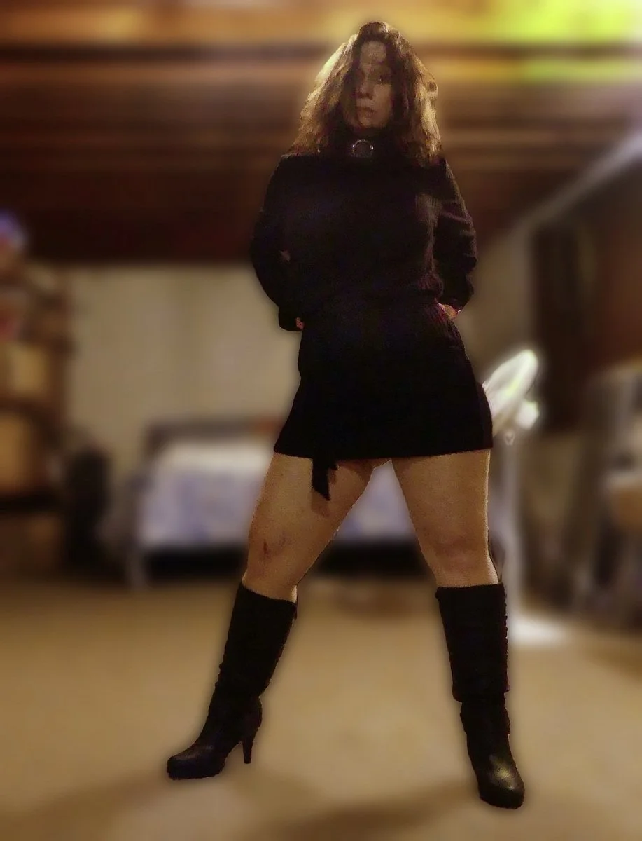 62 yo collared wife DTF main image