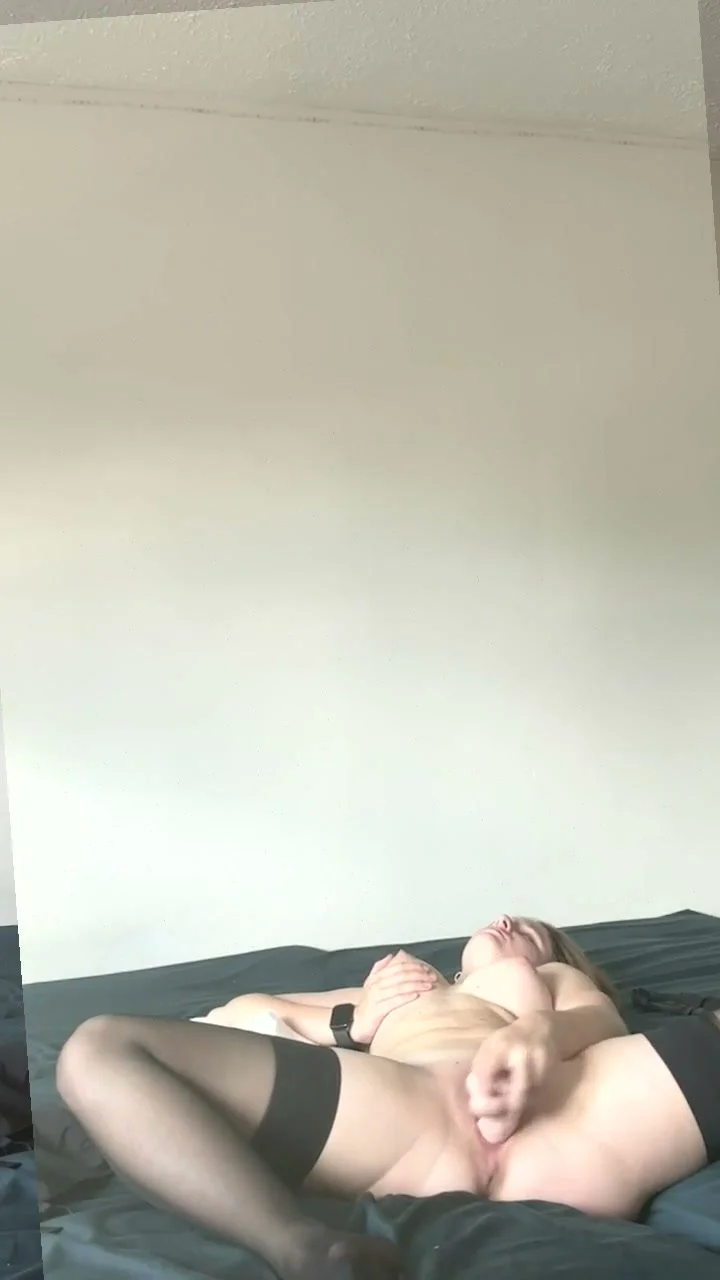🔞 natural tits naked naked teasing wet orgasm 💦🫦 Check OF image 2