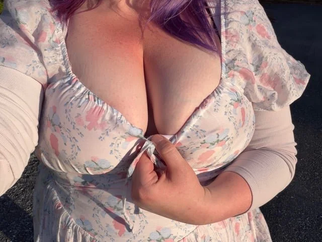 BBW WITH HUGE TITS image 4