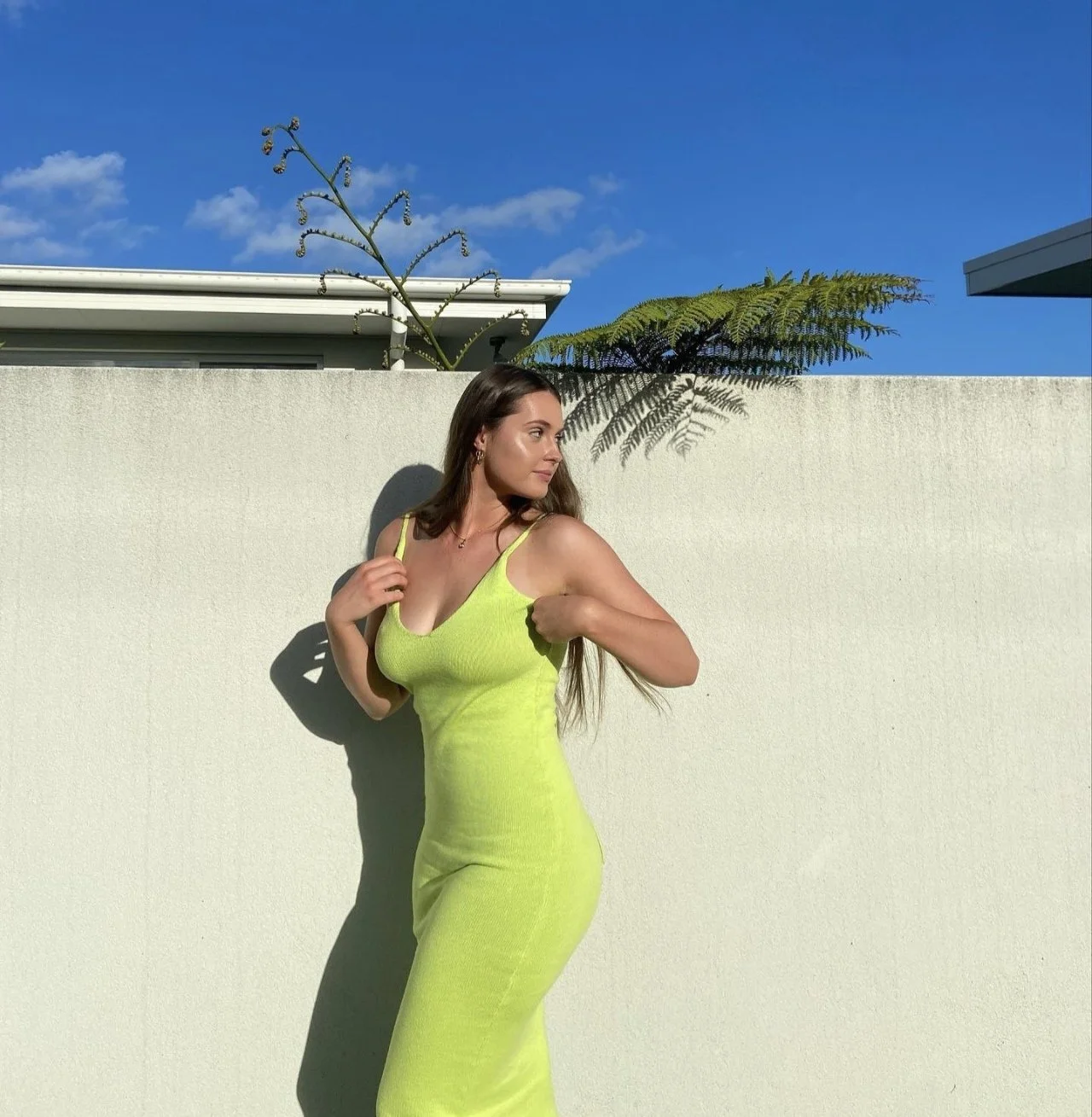 Busty Australian slut Sarah shows off image 13