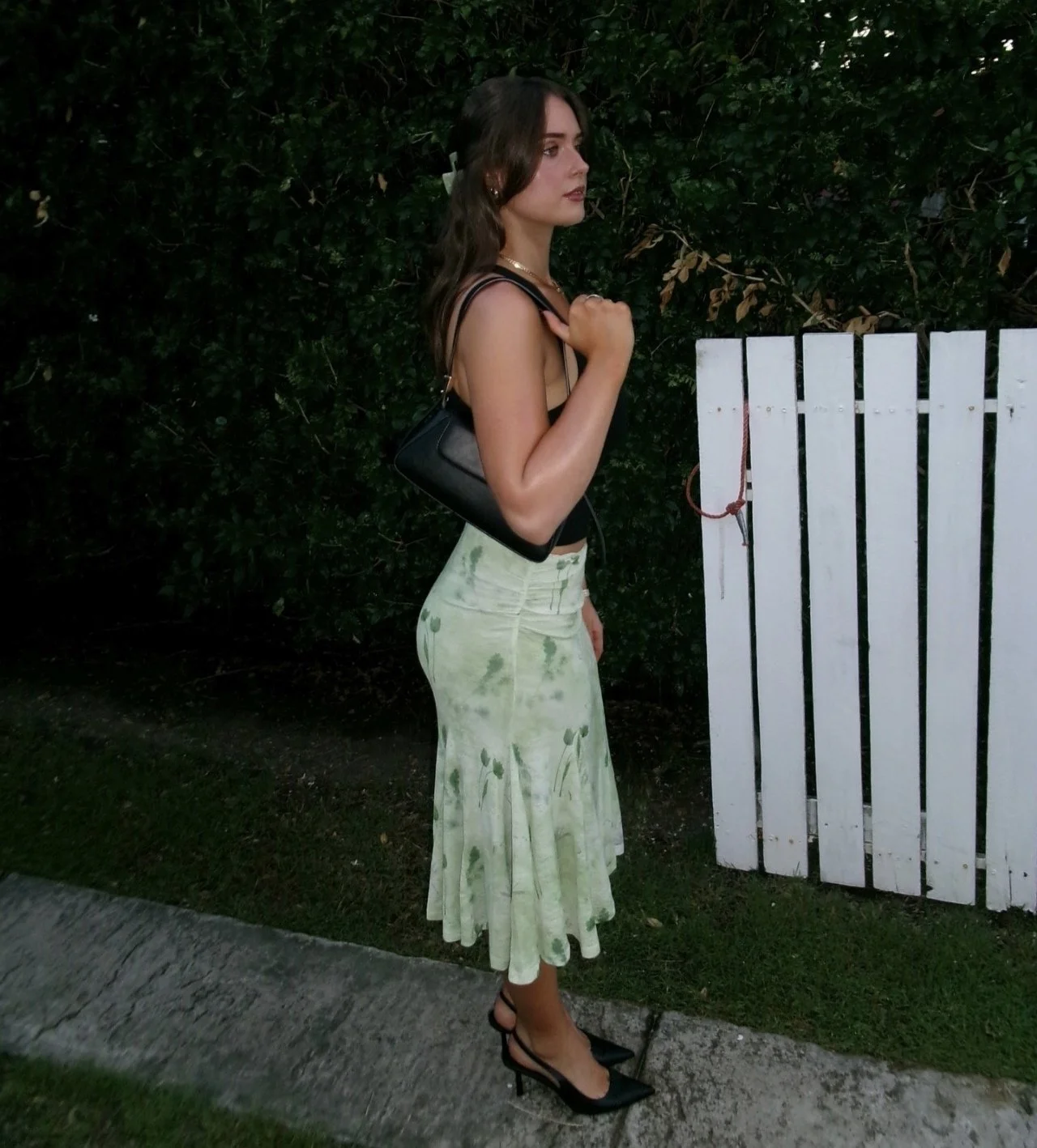 Busty Australian slut Sarah shows off image 27