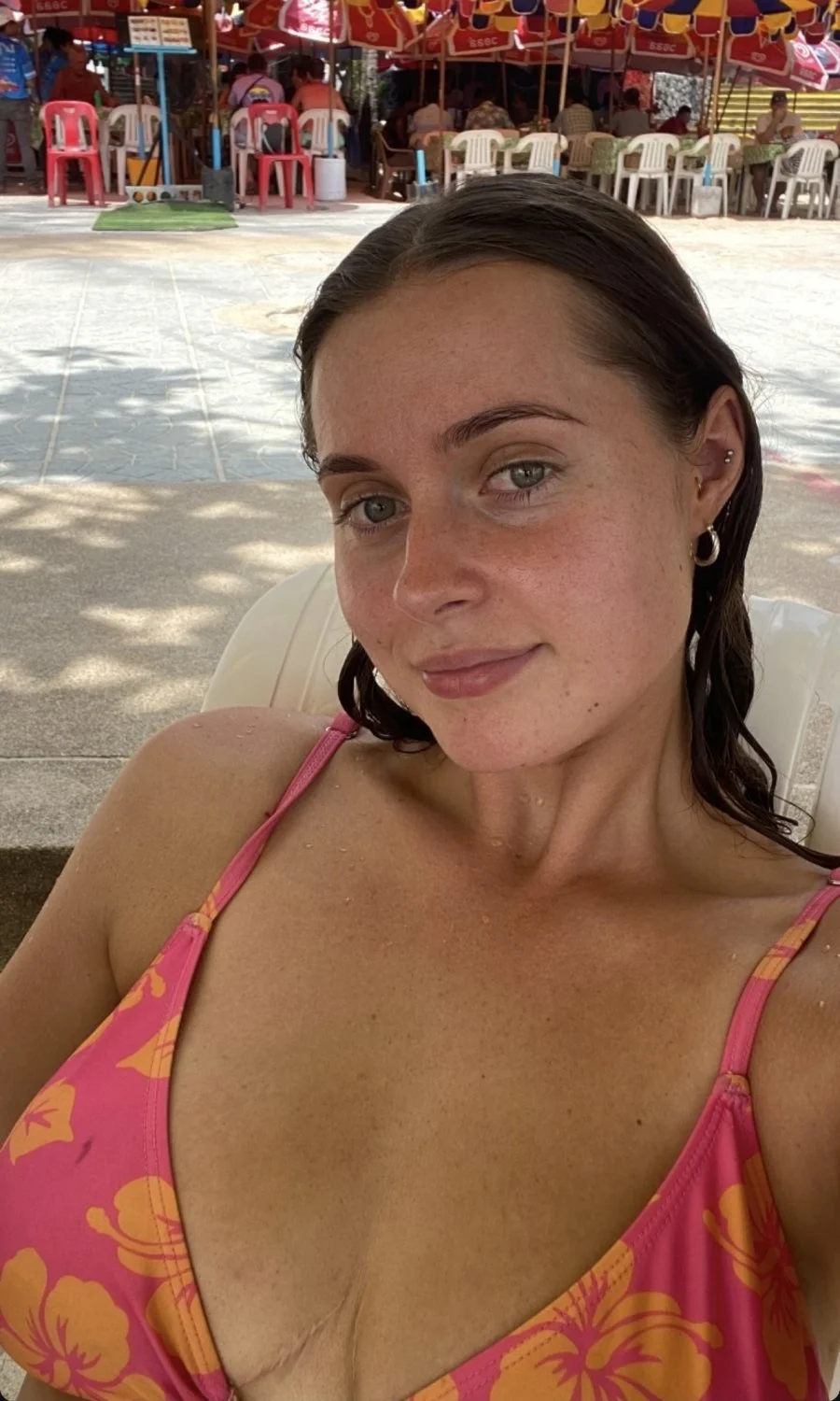 Busty Australian slut Sarah shows off image 5