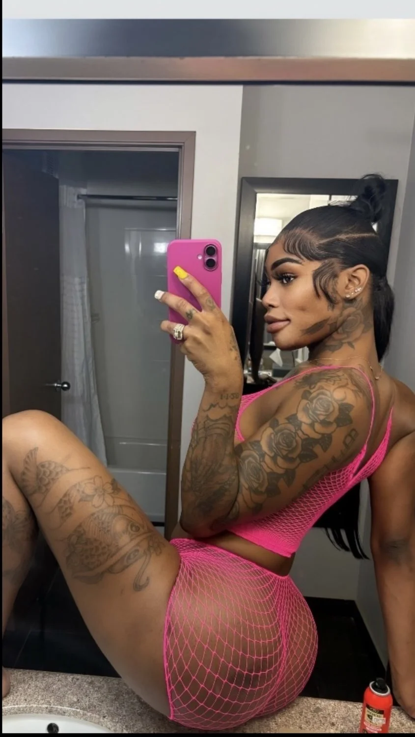 Now her main image