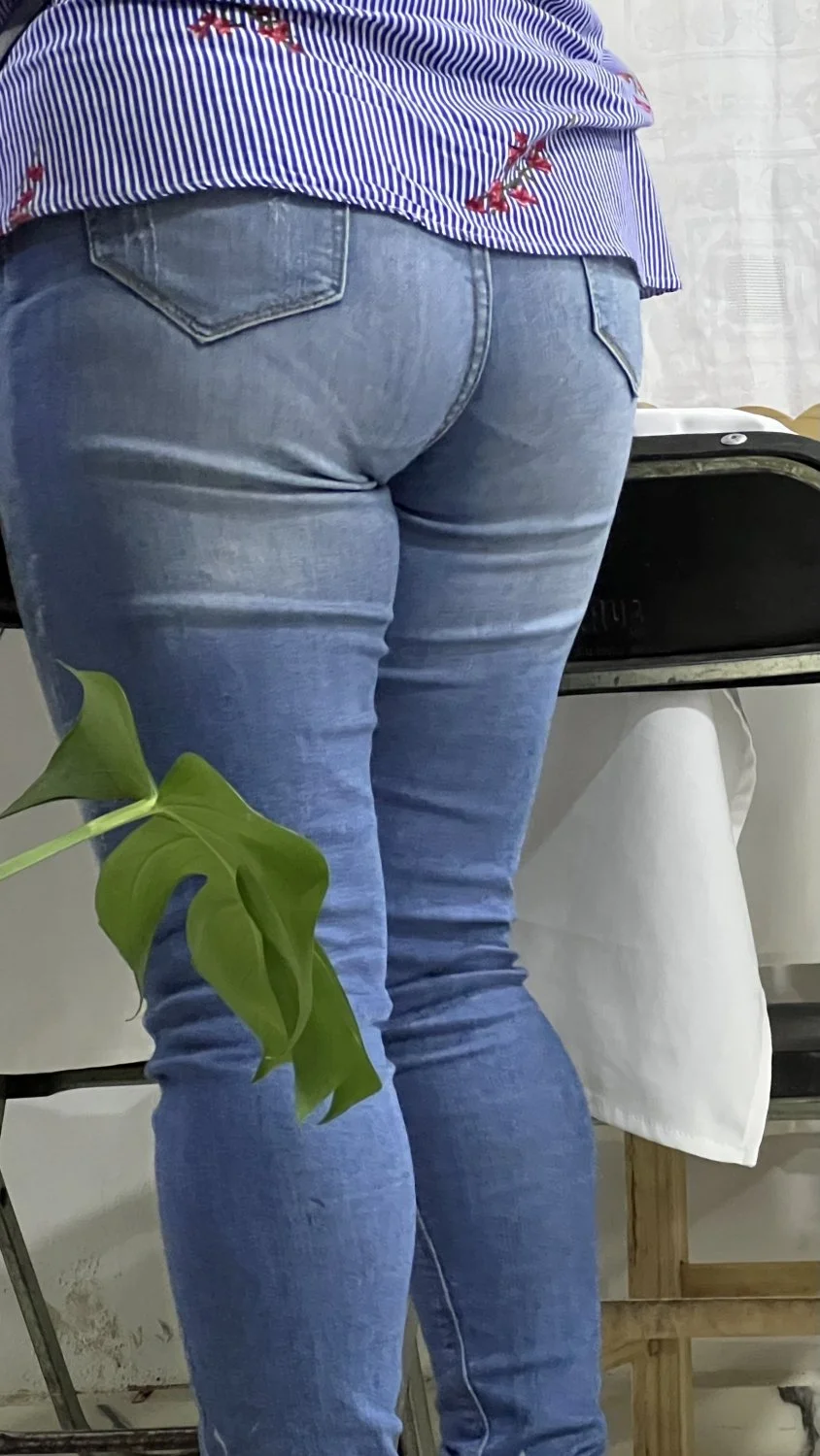 Culo de mi mejor amiga image 6