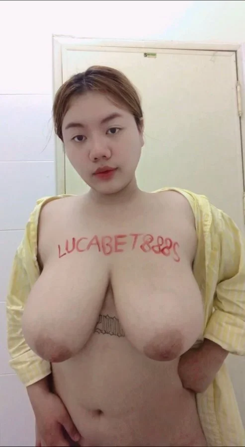 naked image 4