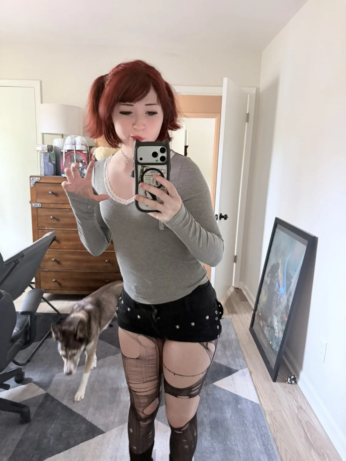 18 yo cosplay foot slut Hailey image 16