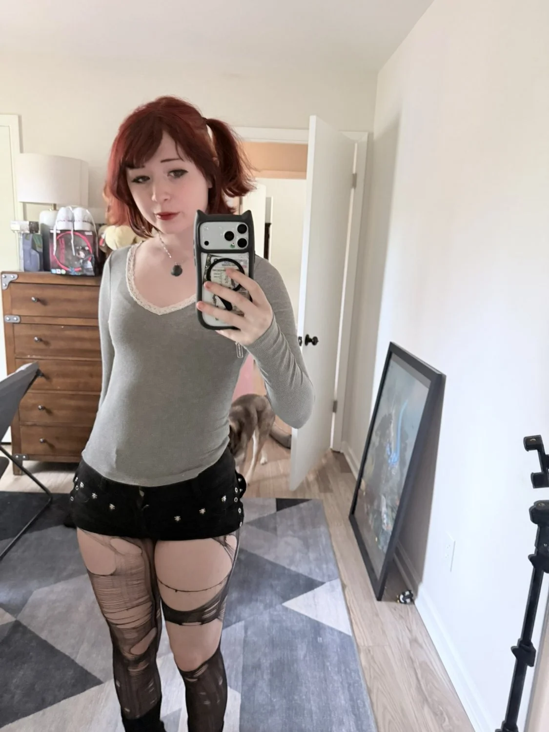 18 yo cosplay foot slut Hailey image 17