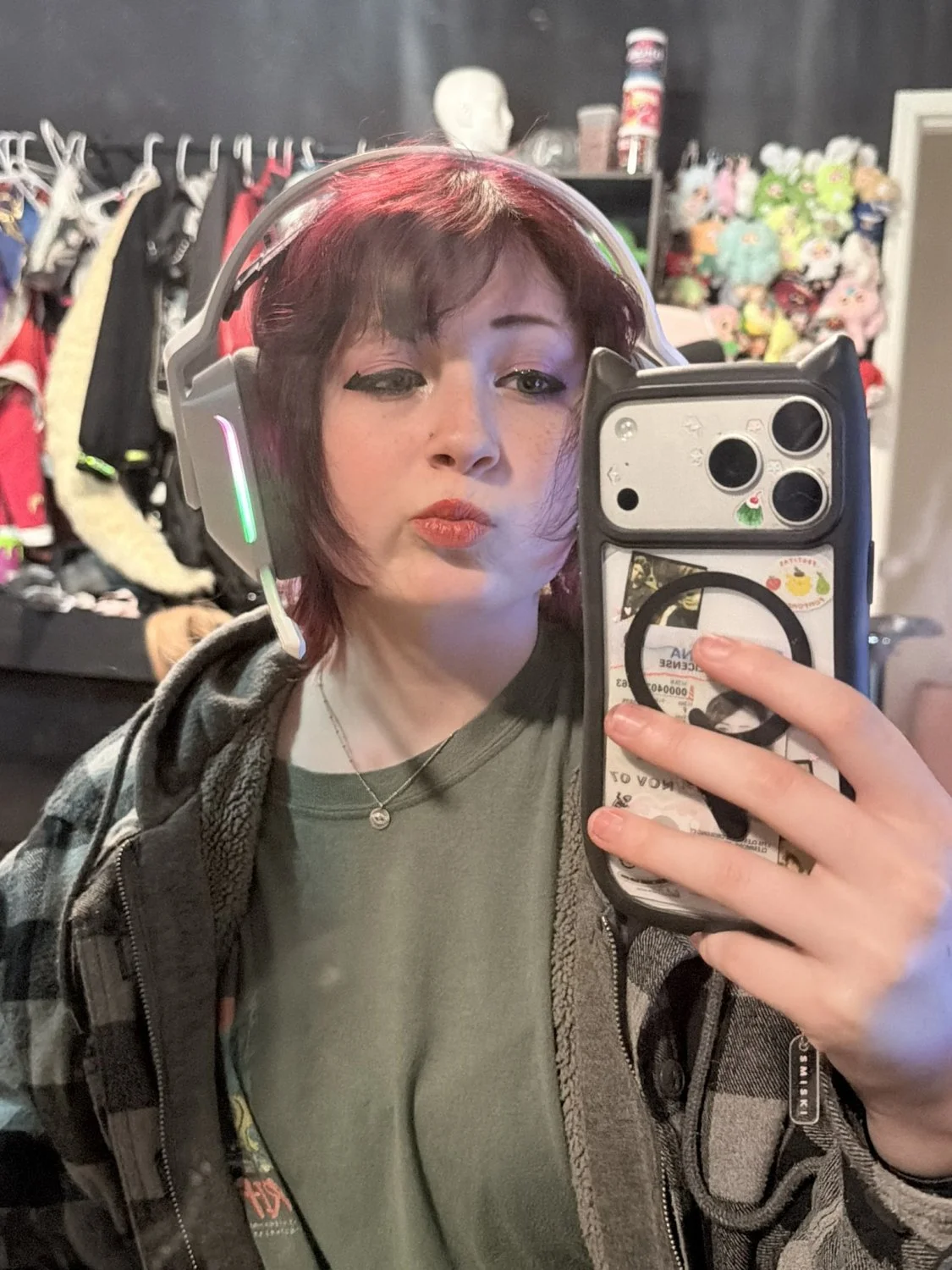 18 yo cosplay foot slut Hailey image 21