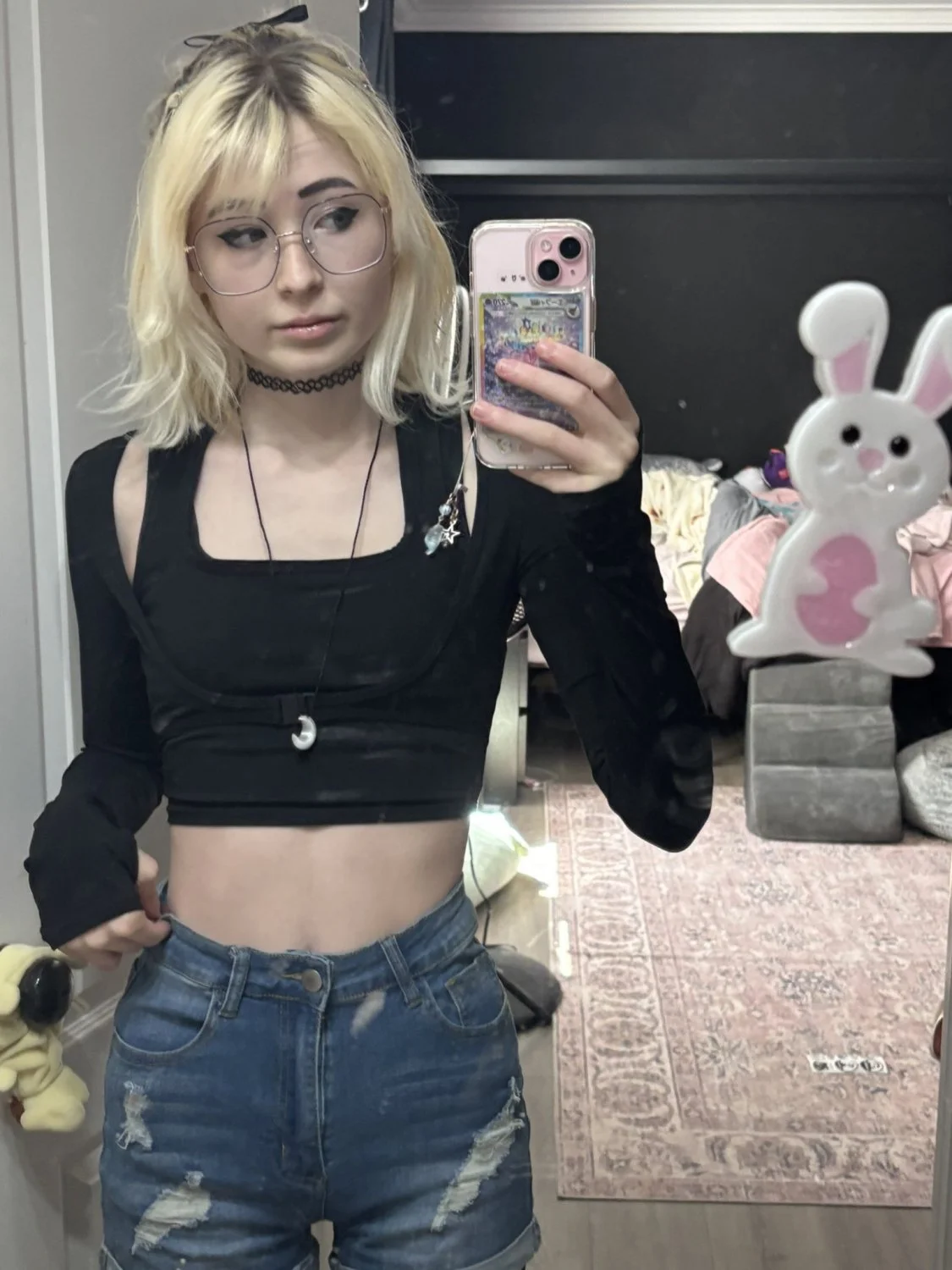 18 yo cosplay foot slut Hailey image 32