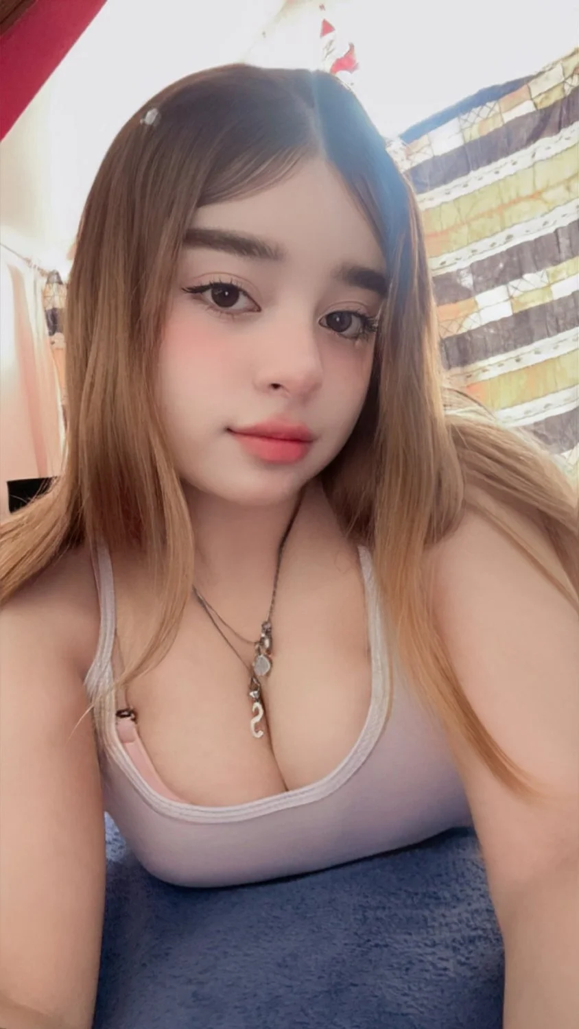 Sarita Sofía linda y caliente colombiana de gran culo y unas pedazos de tetas hot Big ass perra puta image 12