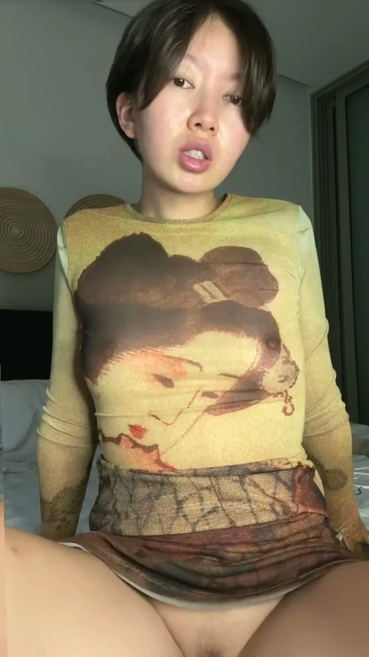 🔞 Hot curvy big boobs nude cumming hard pussy 😈🍑 Check OF now image 4